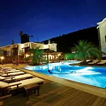 Hotel Ipek Garden Palace Yalıçiftlik