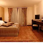 Ipek Garden Palace Hotel Yalıçiftlik
