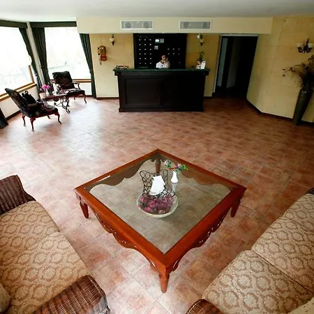 Ipek Garden Palace 4* Yalıçiftlik