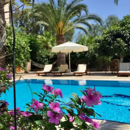 Ipek Garden Palace Yaliciftlik