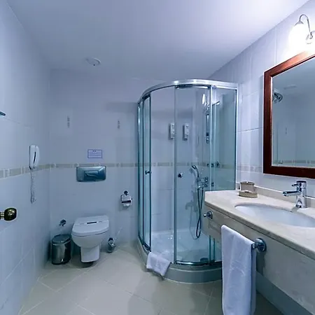 Hotel Ipek Garden Palace Yalıçiftlik
