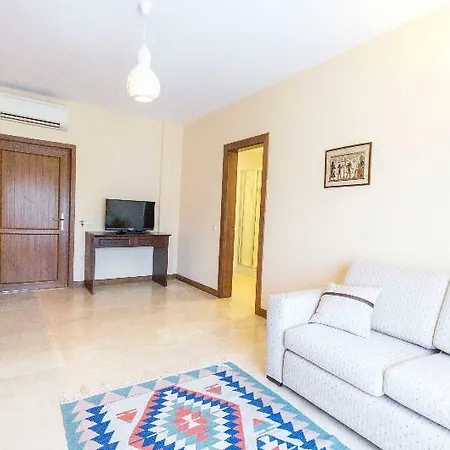 Ipek Garden Palace Otel Yalıçiftlik