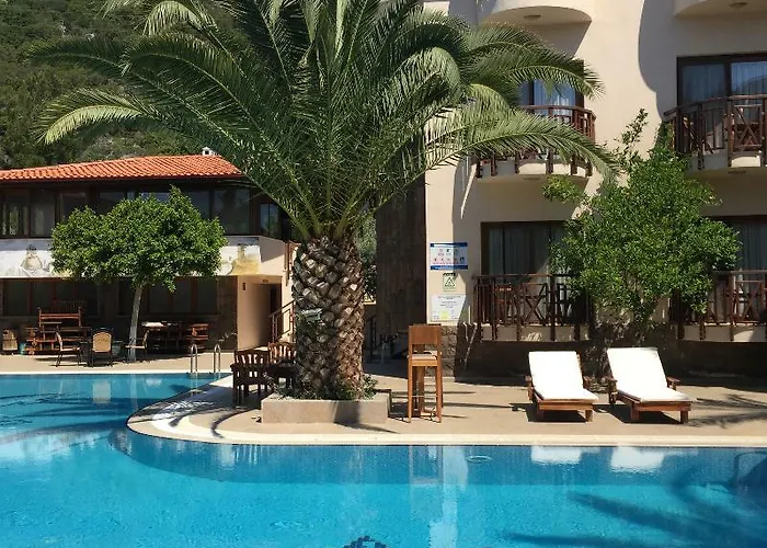 Ipek Garden Palace Ξενοδοχείο 3*